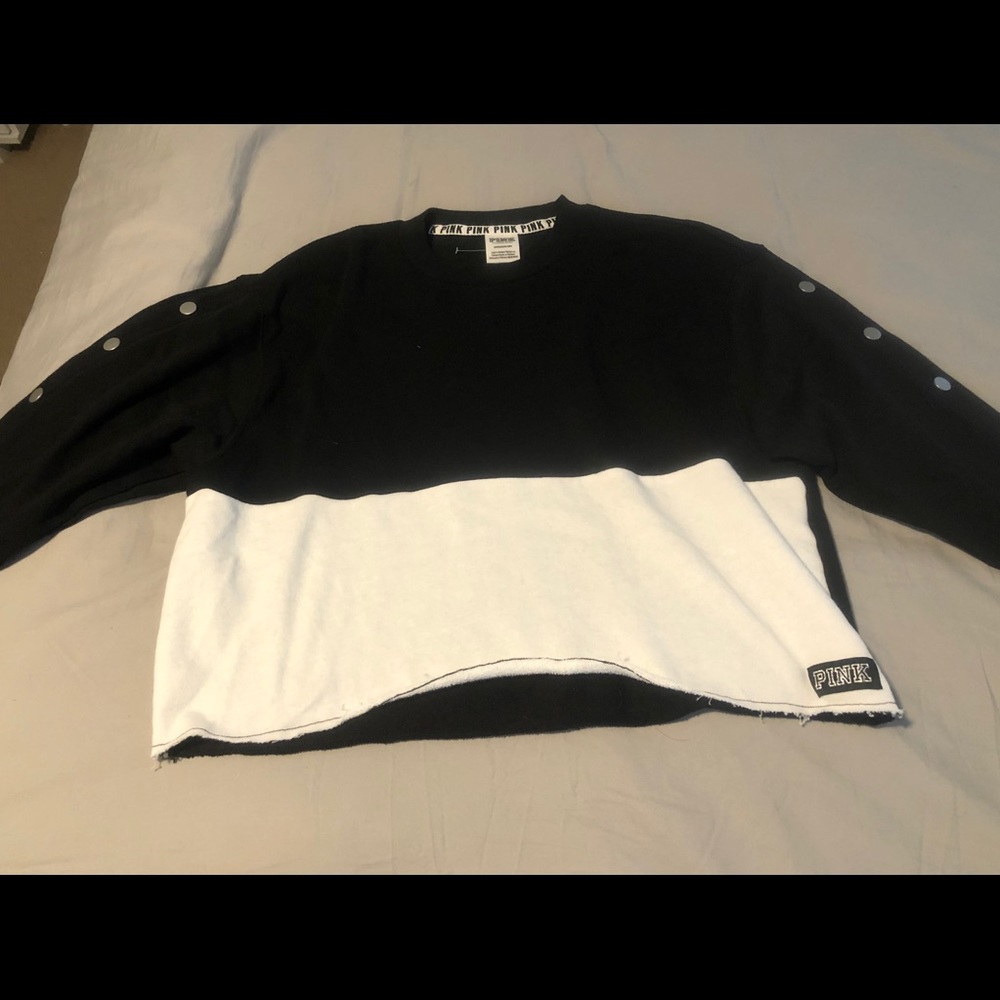 PINK black and white long sleeve crop top